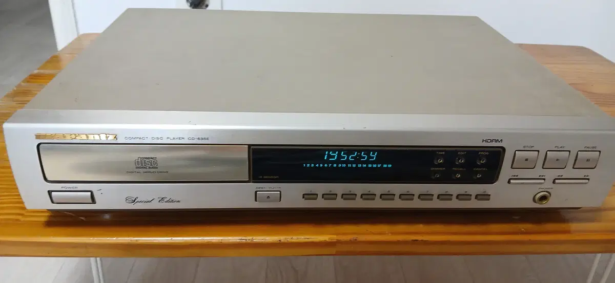 Marantz CD-63SE CD Player